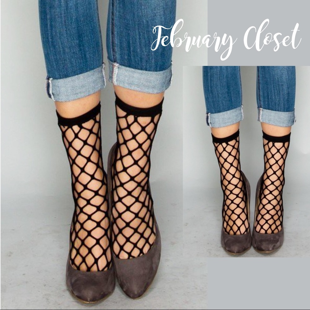 🔥Trendy Fishnet Socks - Picture 2 of 3